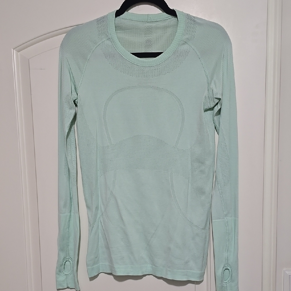 Lululemon Mint Green Long Sleeve Switfly